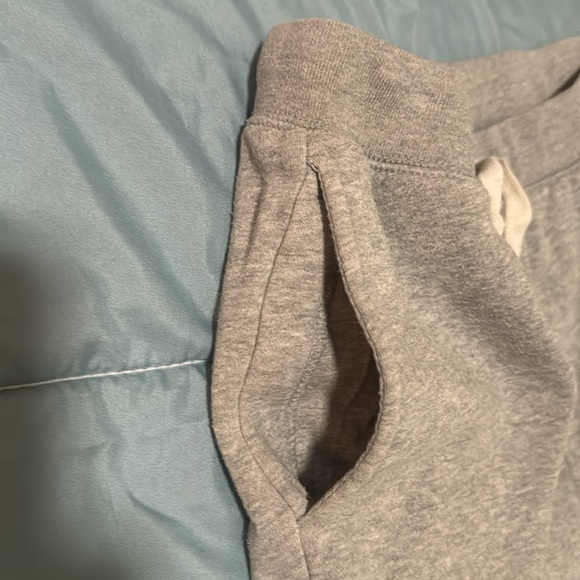 EUC Children Place Kids Sweatpants Size XL Colour Gray - Picture 4 of 7